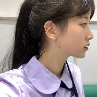 20岁地铁女员工翻护栏轻生？重庆警方通报